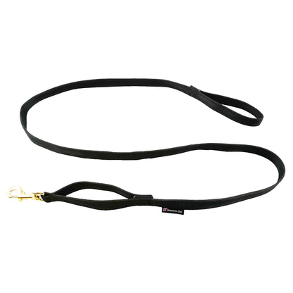 American Dog 6 ft seatbelt webbing dog leash in black, laid out to show the end handle and the traffic handle by the clip
