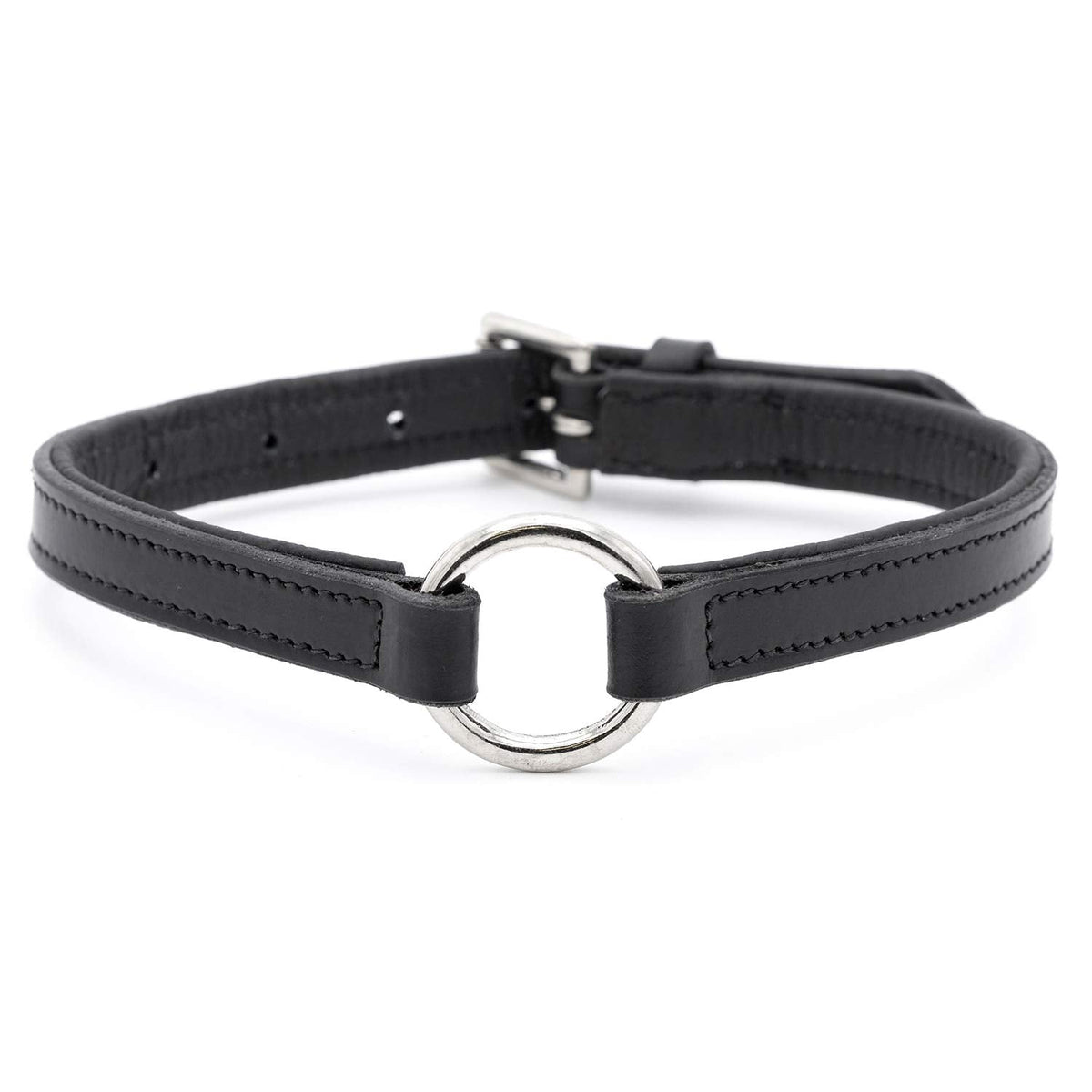 Jeffers padded black leather dog collar, front view with the nickel-plated center O-ring and the buckle at the back